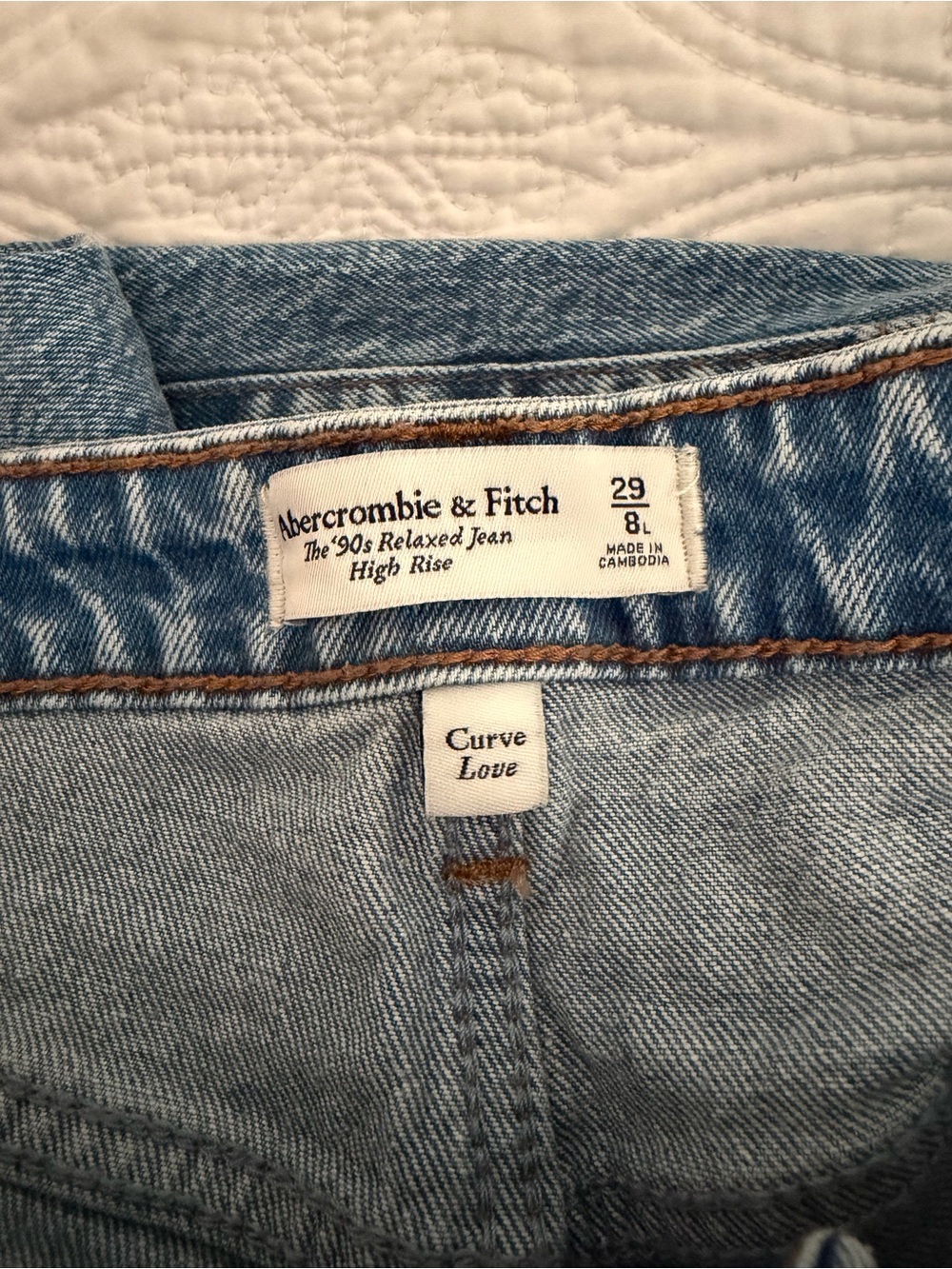 Curve Love 90s relaxed high rise Jean - Picture 4 of 5